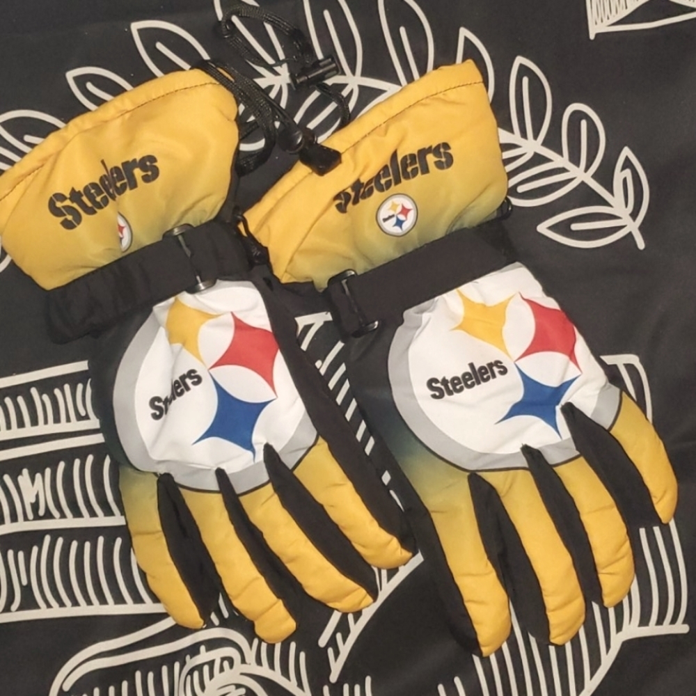 NFL Pittsburgh Steelers snow gloves